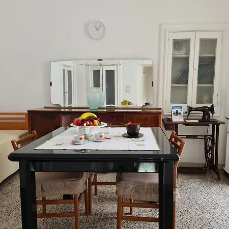 בית נופש Casetta Centro Storico 2 אוסטוני